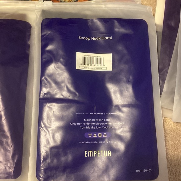 Empetua NWT Black Scoop Neck Cami Shapewear - Picture 3 of 3